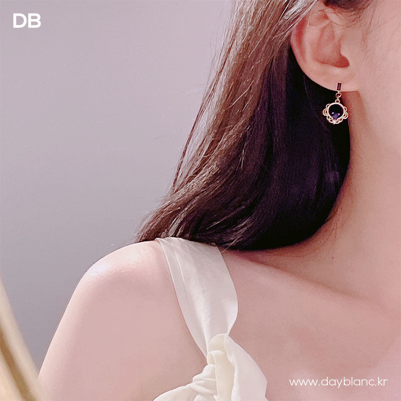 Classic Antique (Premium Earring)