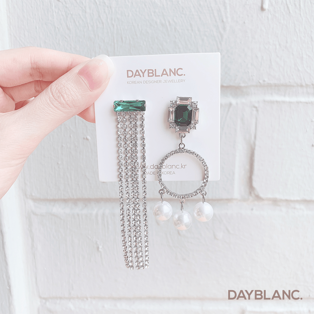 Emerald Queen 에메랄드 퀸 (Earring) - DAYBLANC