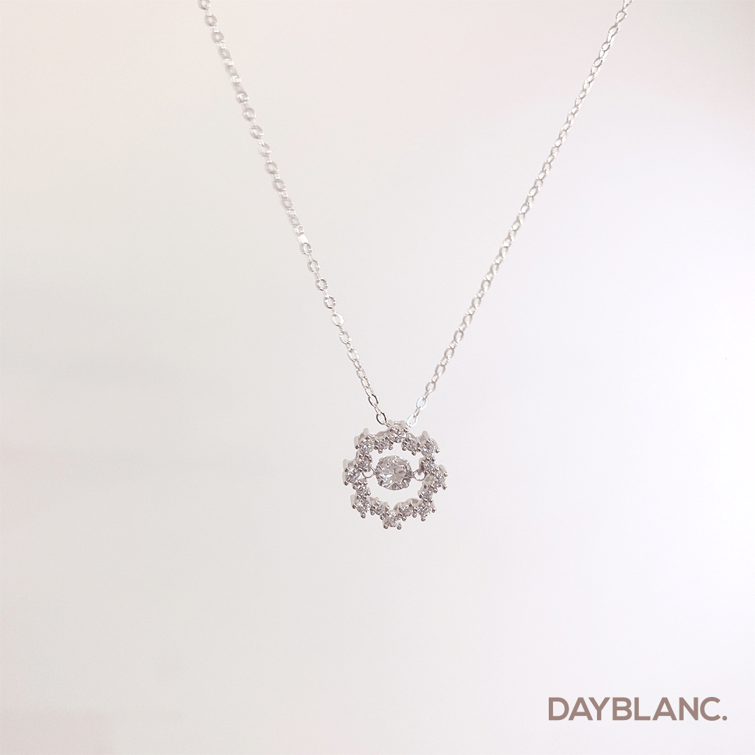 Lights Up (Premium | Necklace) - DAYBLANC