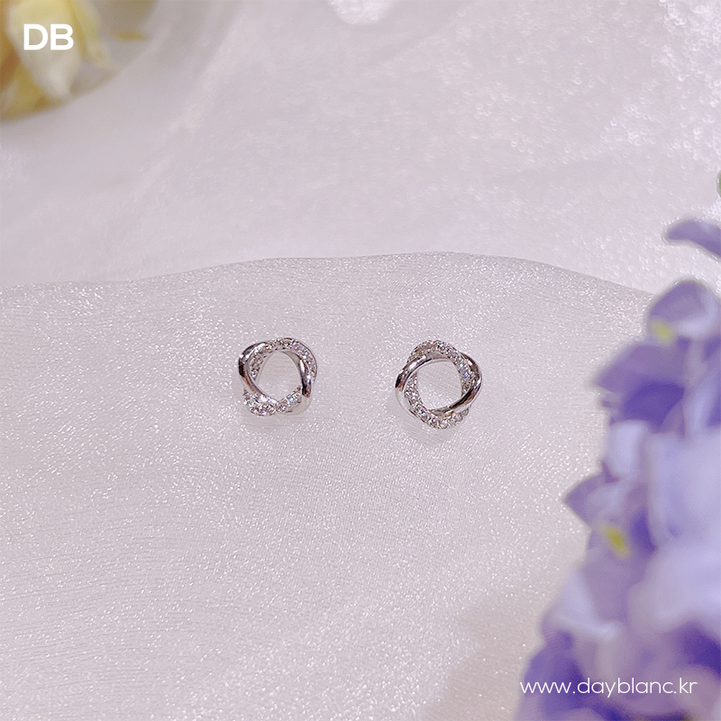 Infinity (Earring) – DAYBLANC